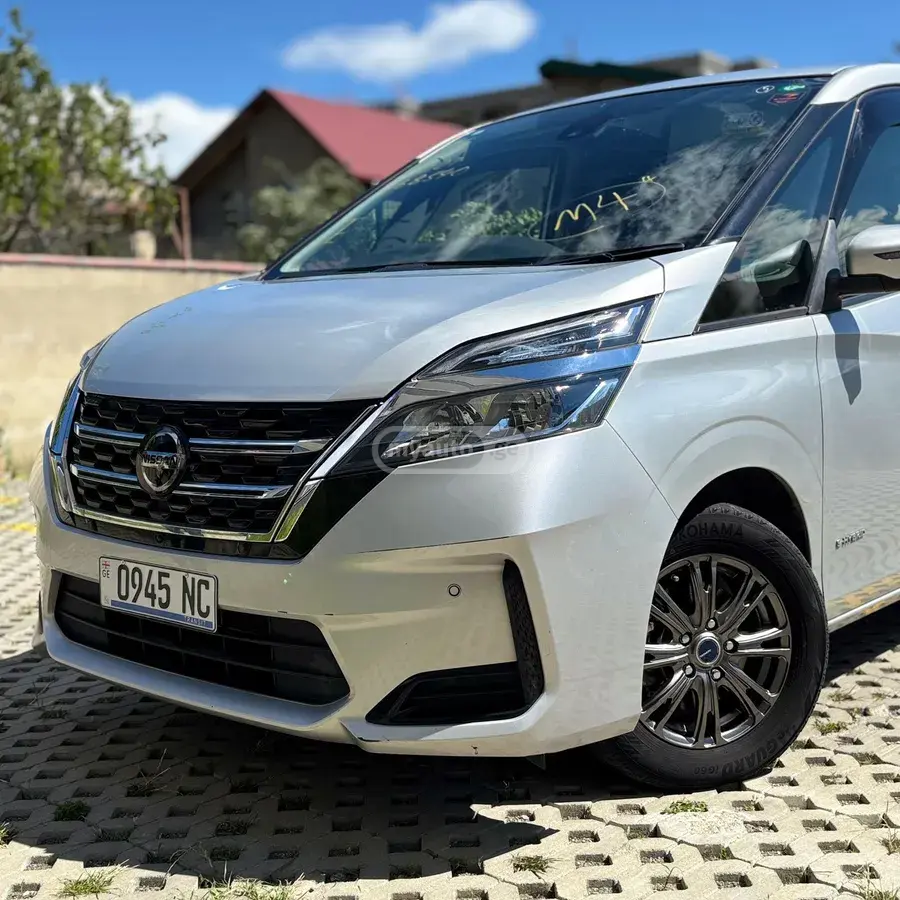 Nissan Serena 2021 — photo 2