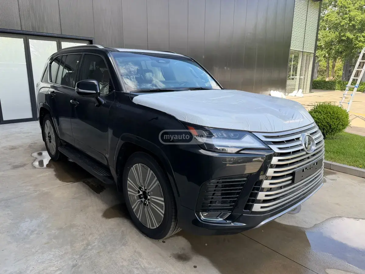 Lexus LX 500 2026 — photo 2