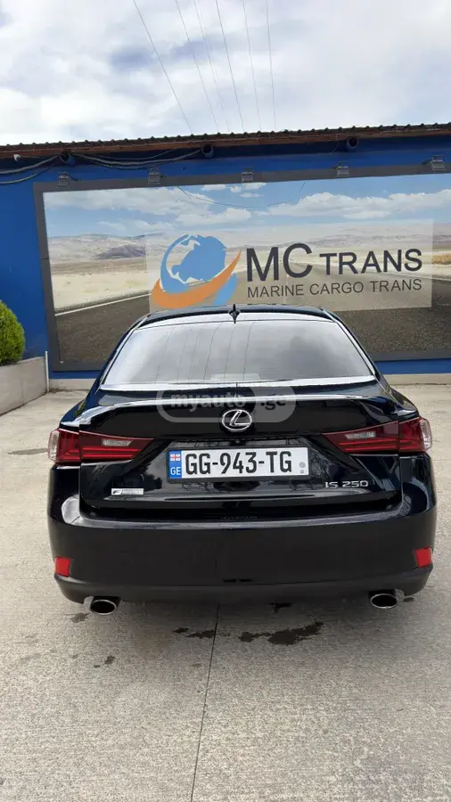 Lexus IS 250 2014 — photo 2