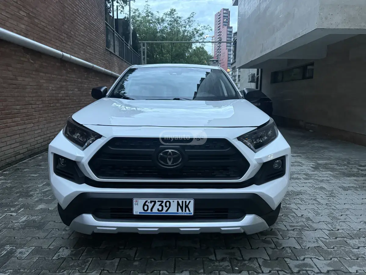 Toyota RAV 4 2022 — photo 2