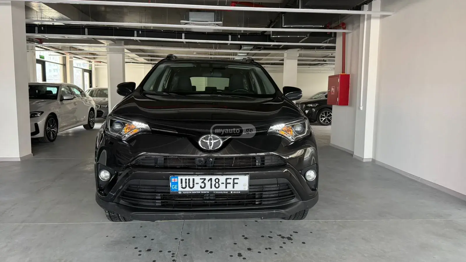Toyota RAV4 2016 — photo 2