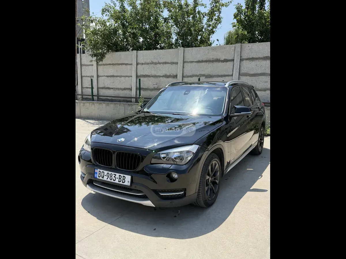 BMW X1 2014 — photo 2