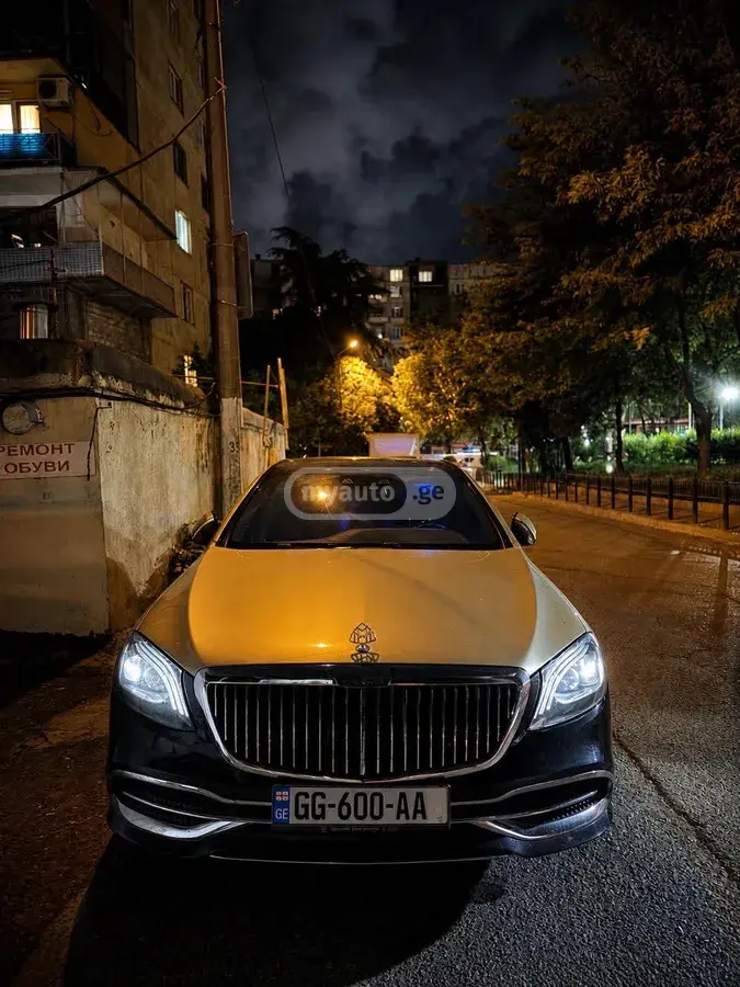 Mercedes-Benz S 550