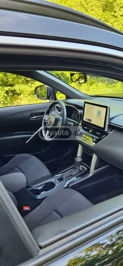 Toyota Corolla cross 2024 — photo 2