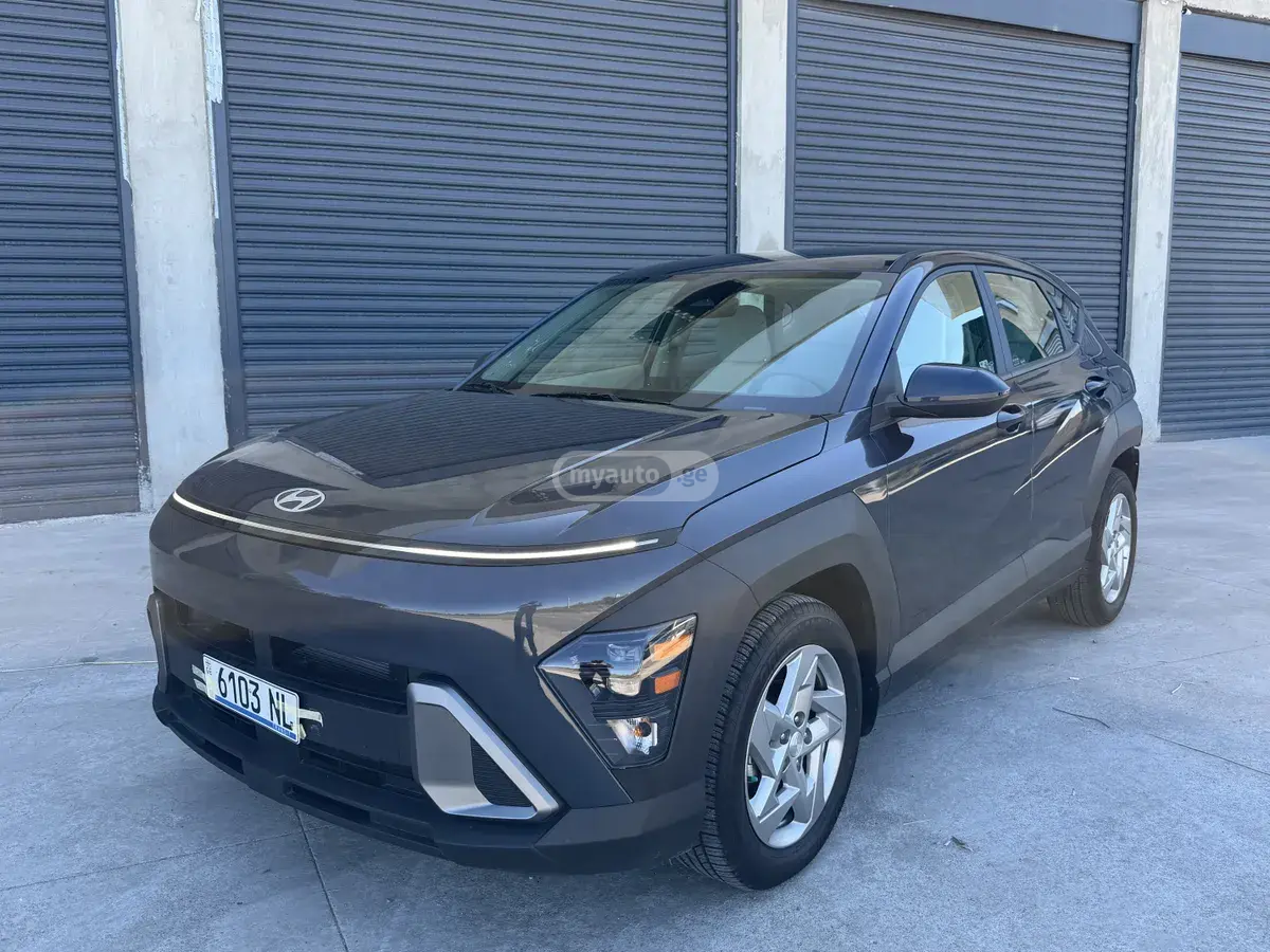 Hyundai Kona 2023 — photo 2