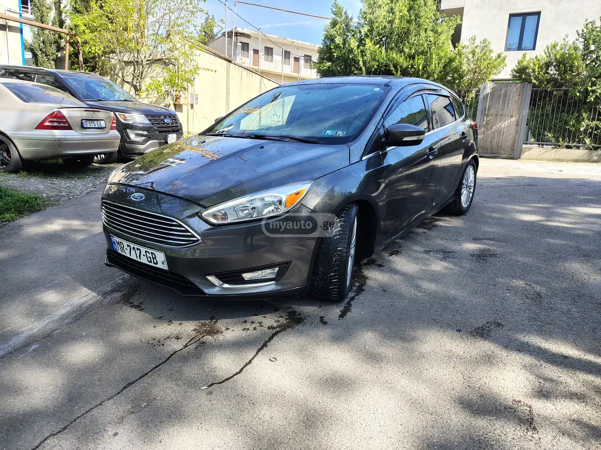 Ford Focus 2018 — photo 2
