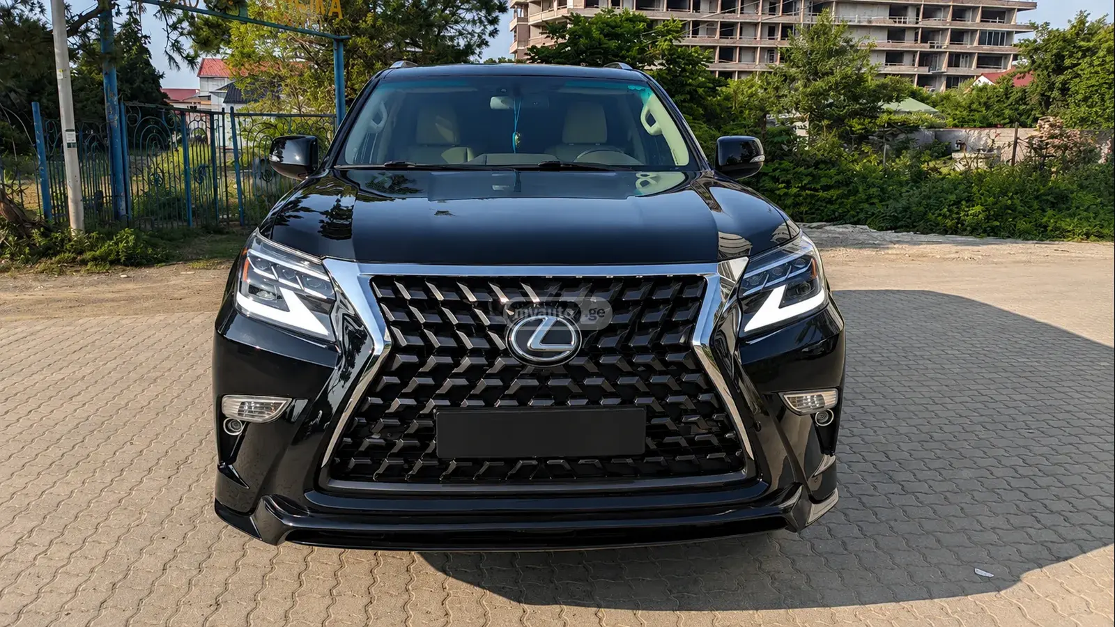 Lexus GX 460 2015 — photo 2