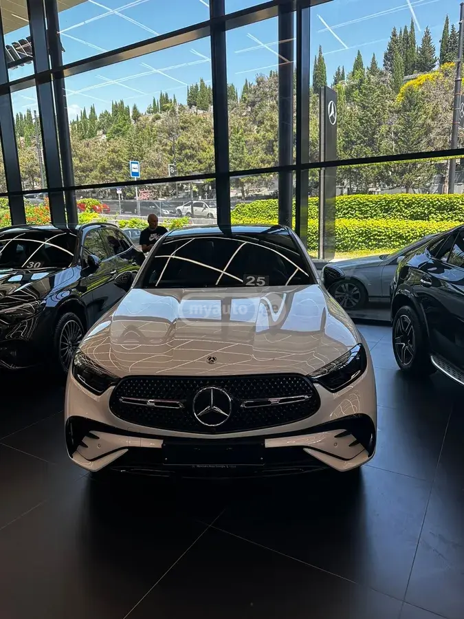 Mercedes-Benz GLC 300 2024 — photo 2