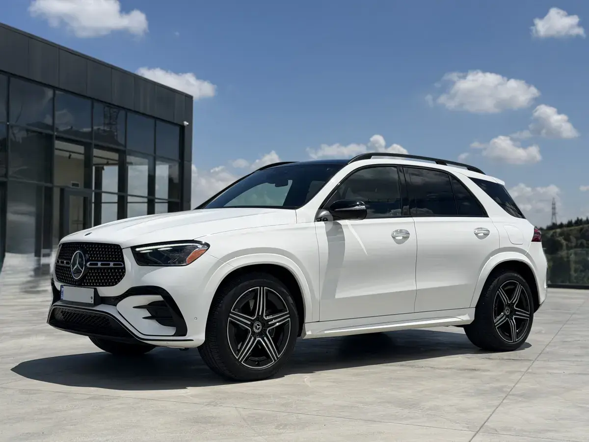 Mercedes-Benz GLE 450 AMG 2024 — photo 2