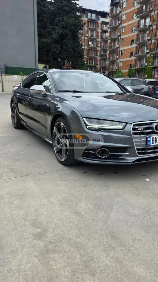Audi S7