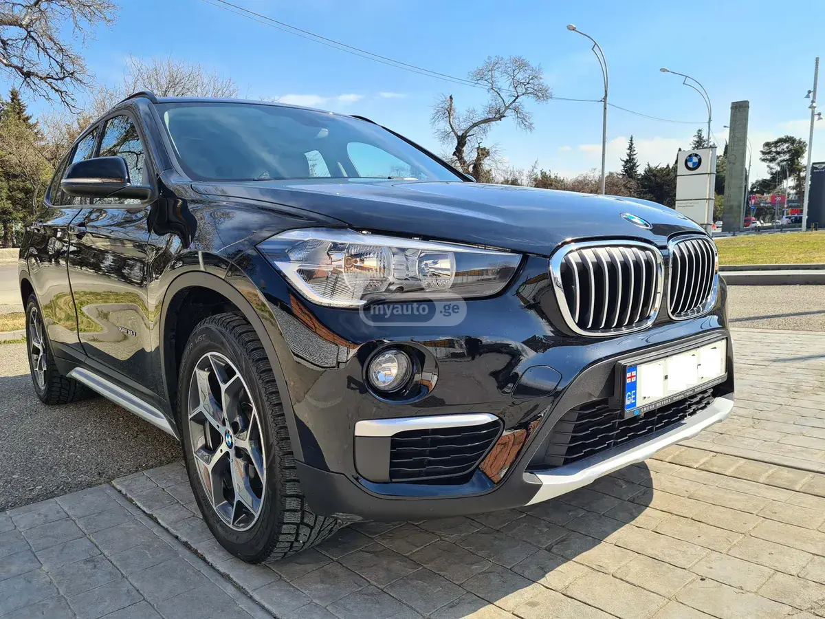 BMW X1