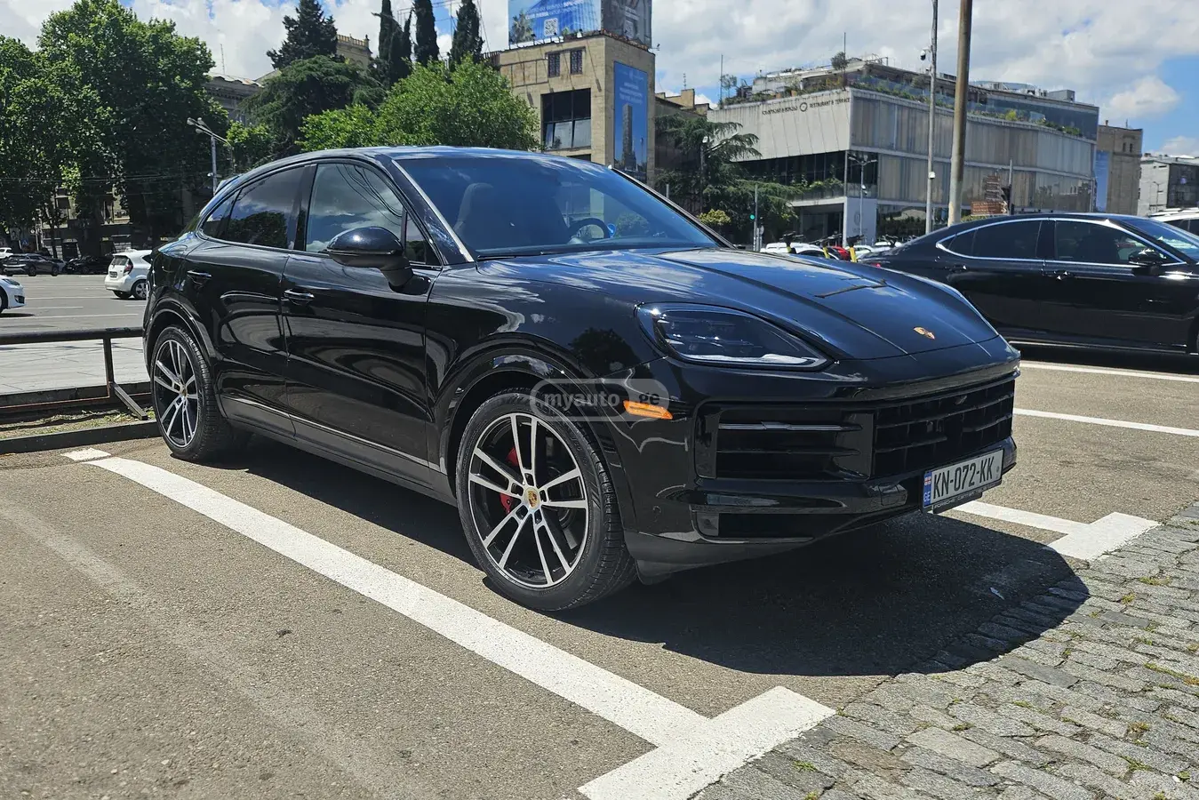 Porsche Cayenne 2024 — photo 2