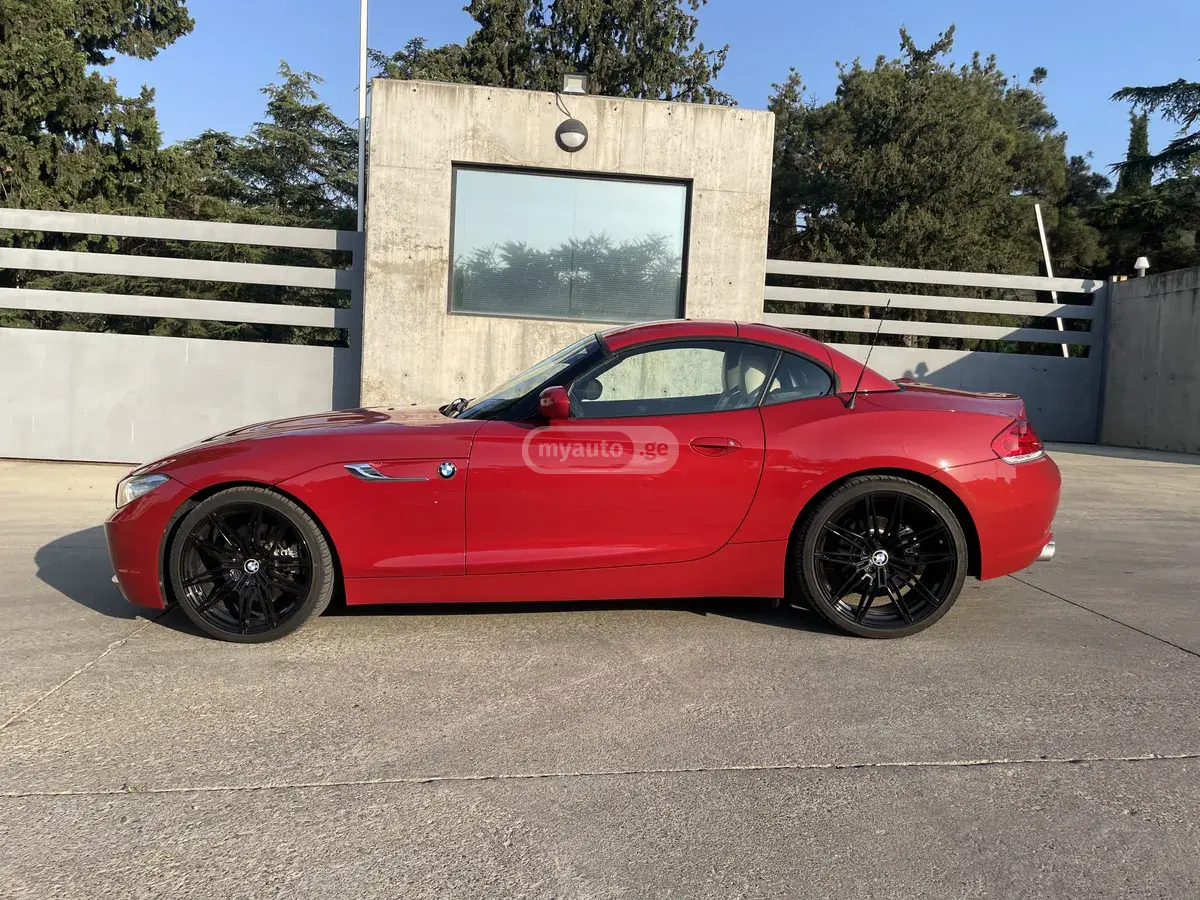 BMW Z4 2015 — photo 2