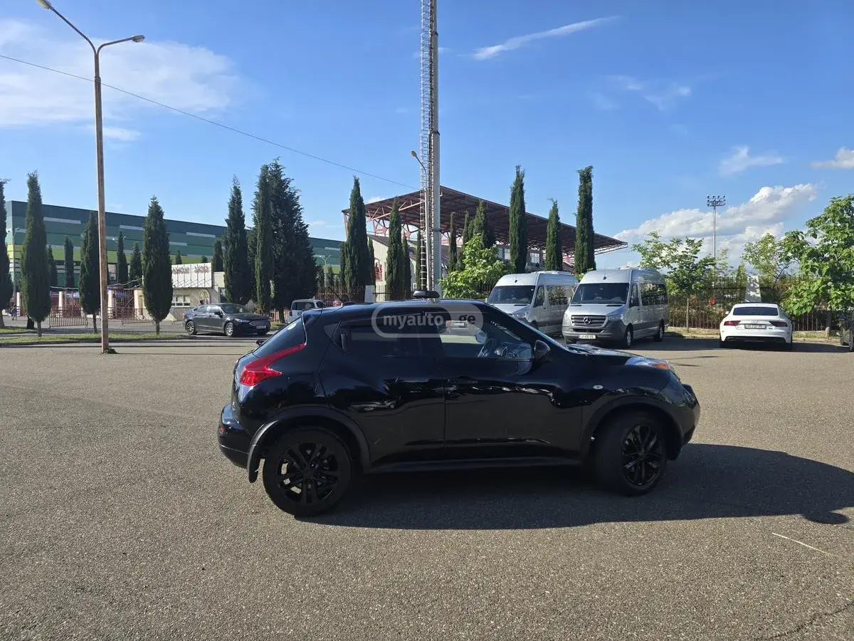 Nissan Juke 2014 — photo 2