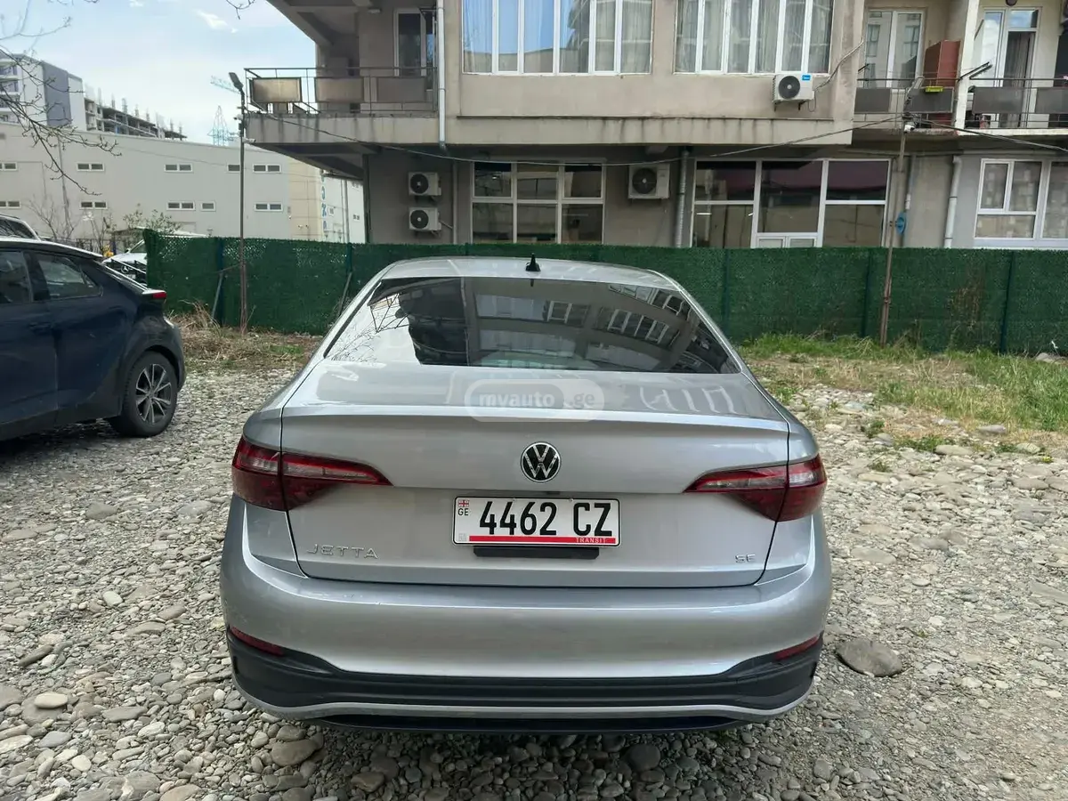 Volkswagen Jetta 2023 — photo 2