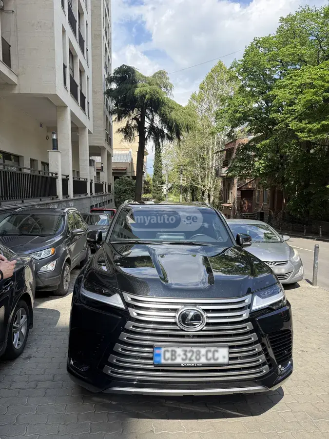 Lexus LX 500