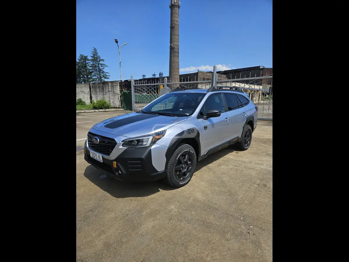 Subaru Outback 2023 — photo 2