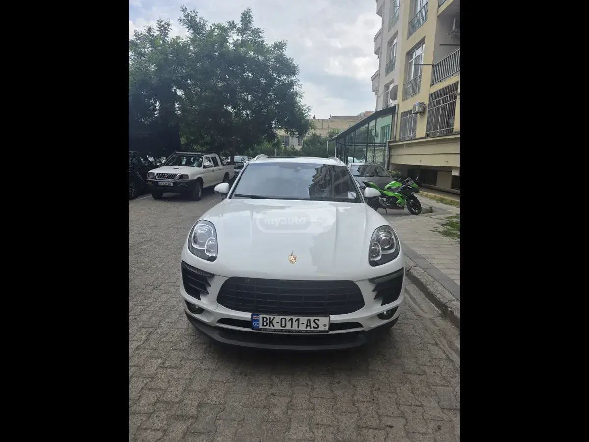 Porsche Macan 2016 — photo 2