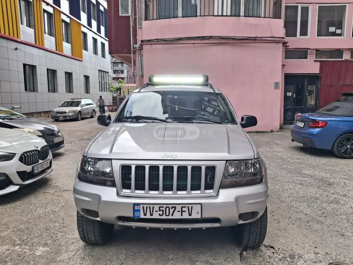 Jeep Cherokee