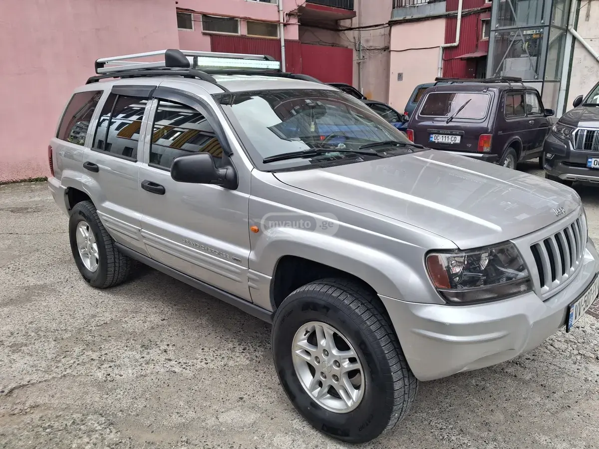 Jeep Cherokee 2004 — photo 2