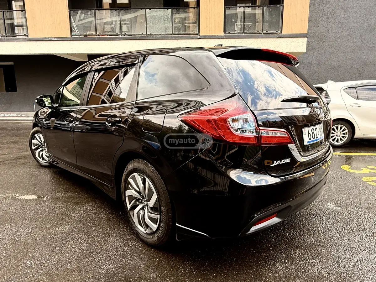 Honda Shuttle 2015 — photo 2