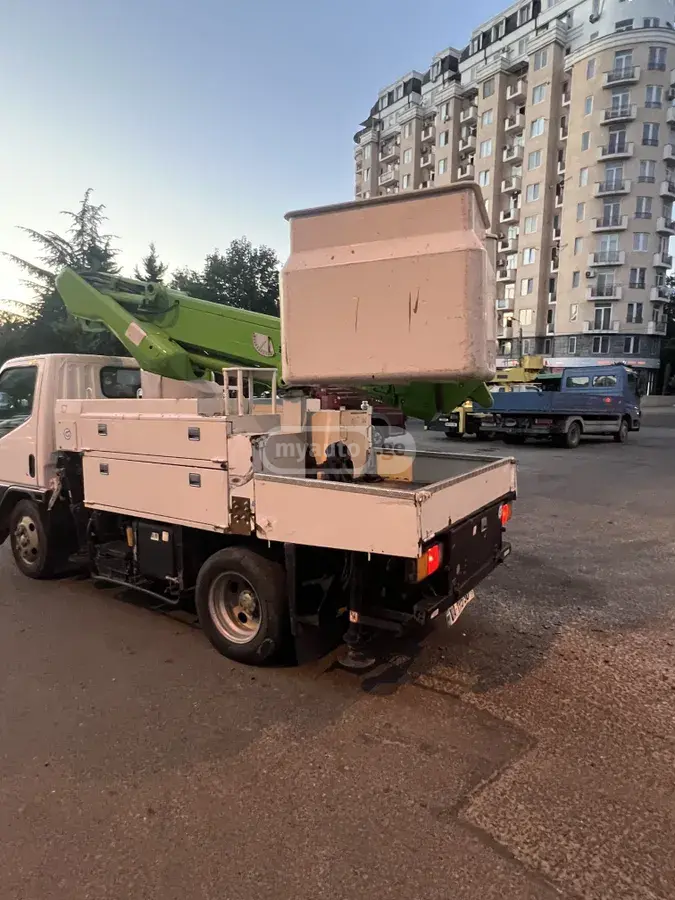 Mitsubishi Canter 1999 — photo 2