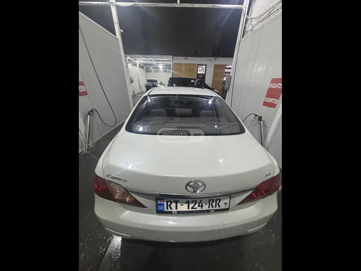 Toyota Camry 2006 — photo 2