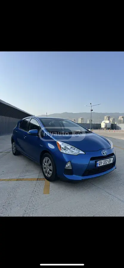 Toyota Prius C