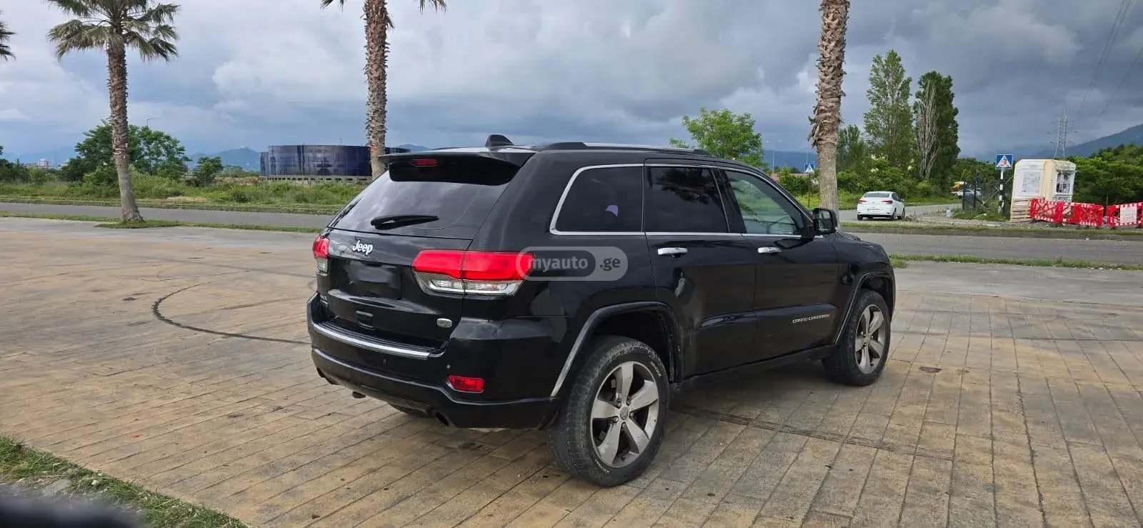 Jeep Grand Cherokee 2014 — photo 2