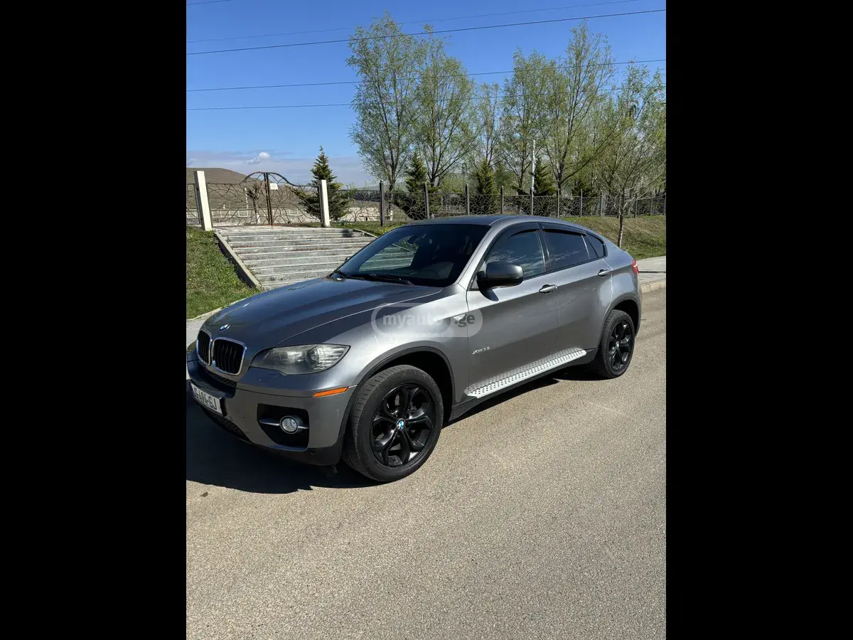 BMW X6 2009 — photo 2