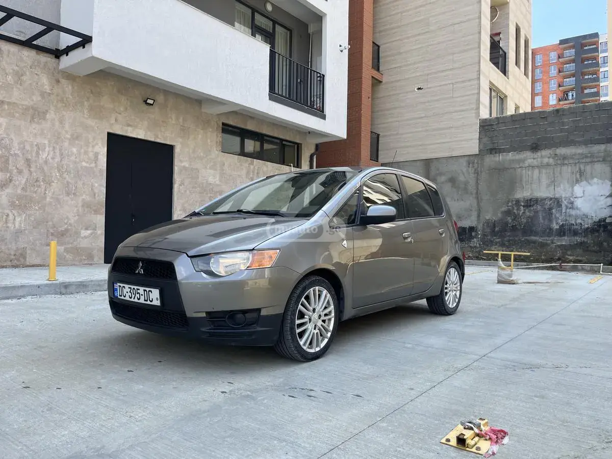 Mitsubishi Colt 2008 — photo 2
