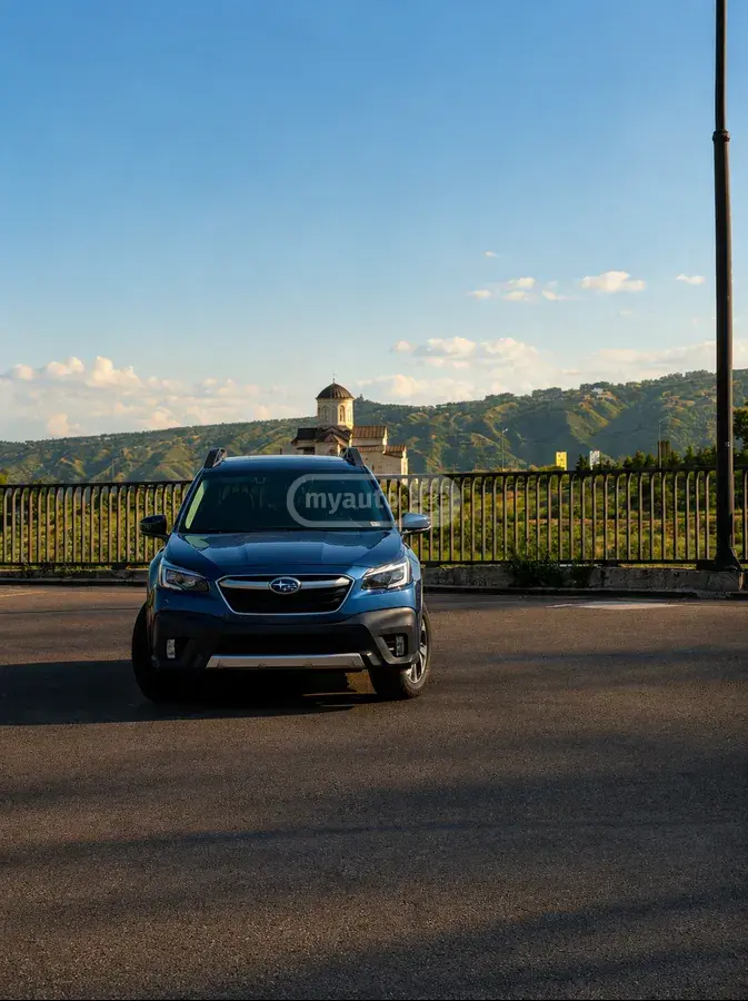 Subaru Outback 2022 — photo 2