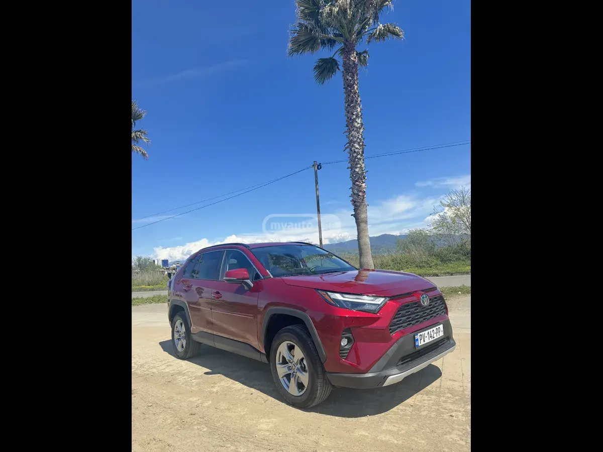 Toyota RAV4 2022 — photo 2