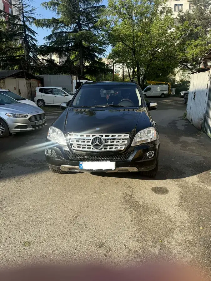 Mercedes-Benz ML 350 2009 — photo 2
