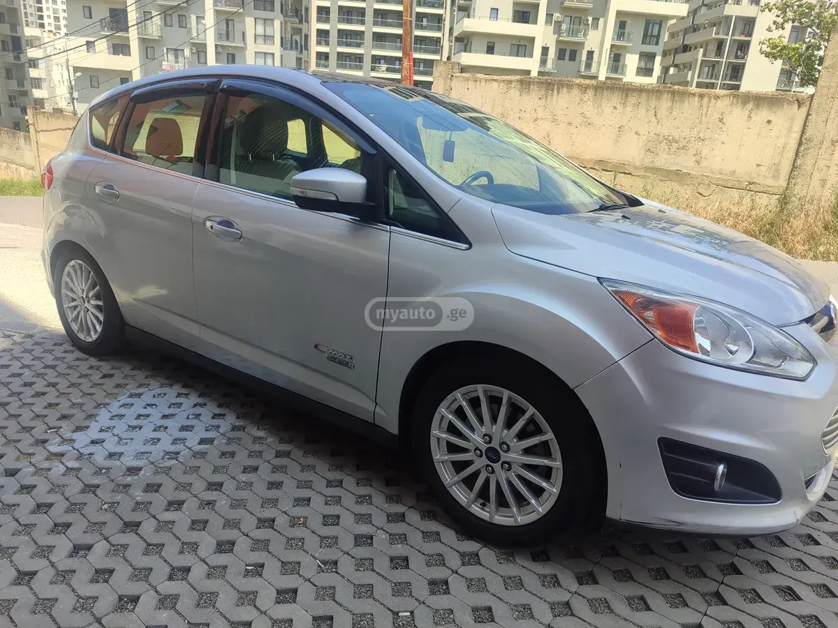Ford C-Max 2015 — photo 2