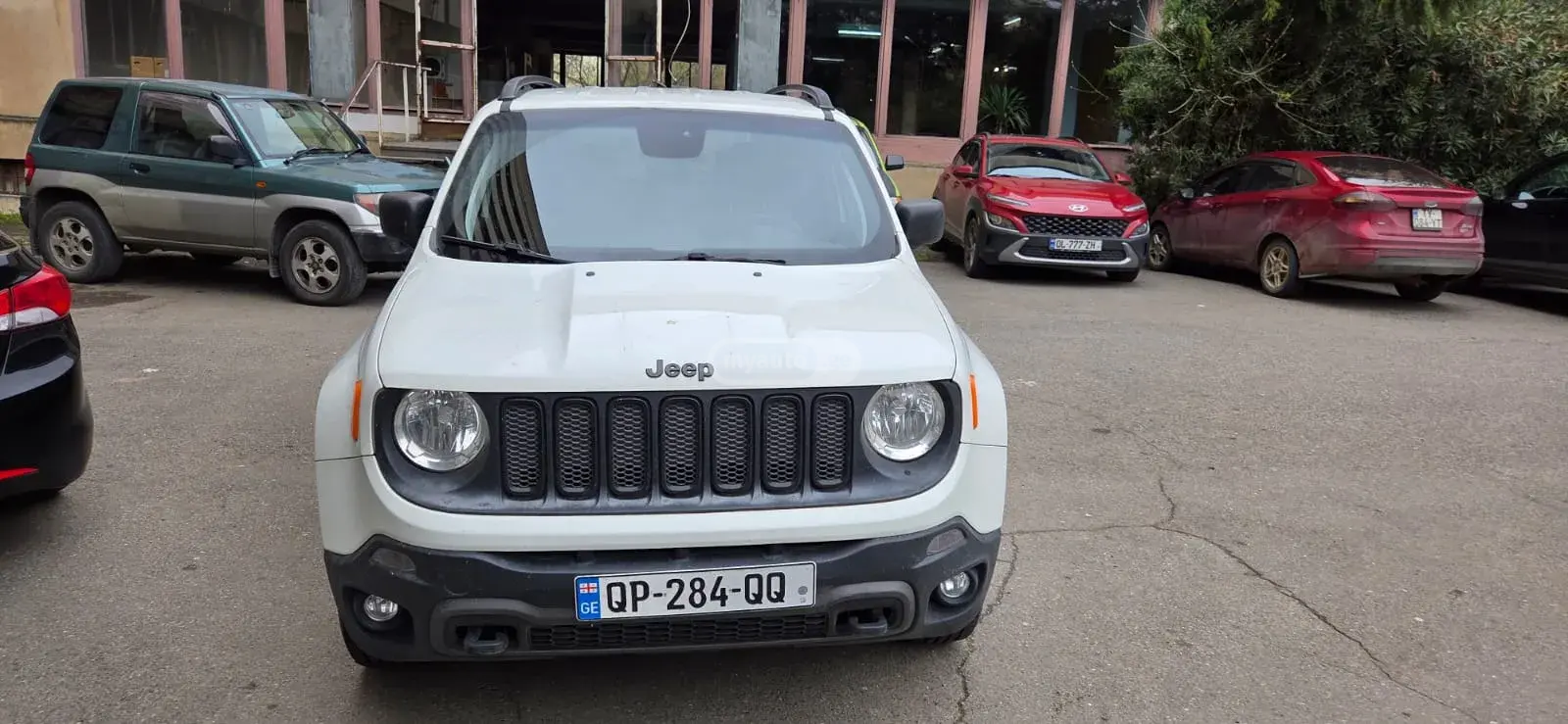 Jeep Renegade 2018 — photo 2