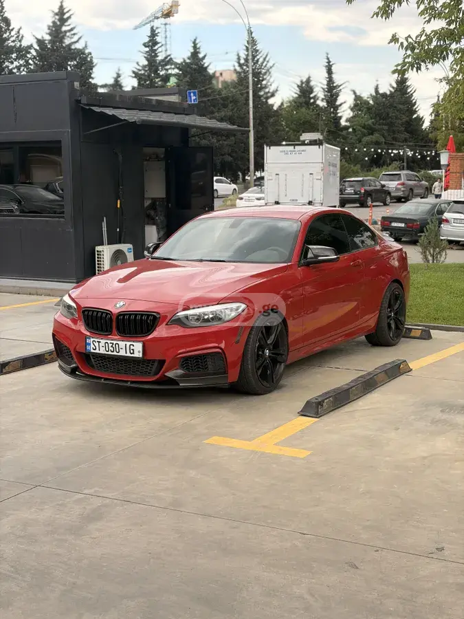 BMW 228