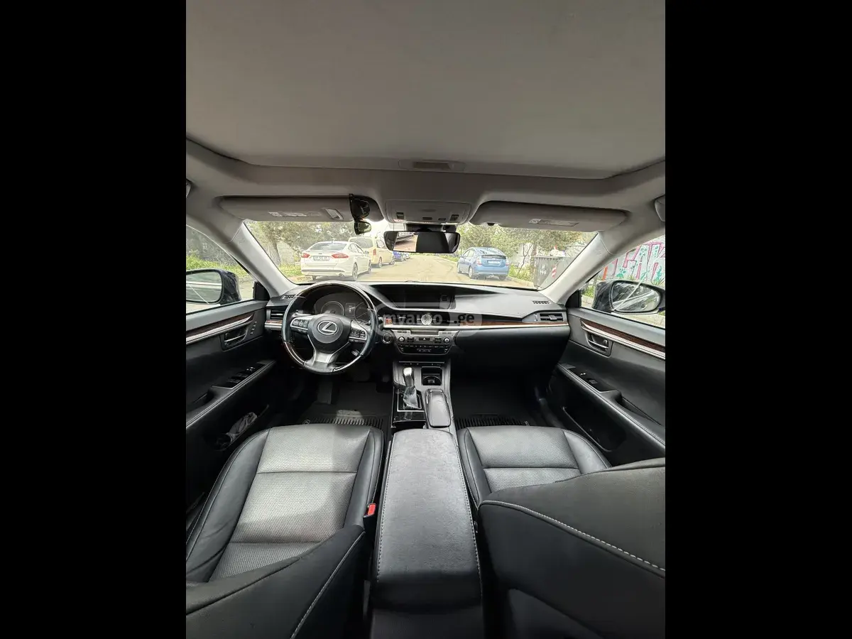 Lexus ES 350 2016 — photo 2