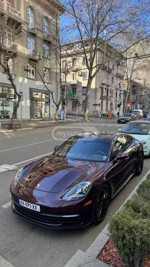 Porsche Panamera
