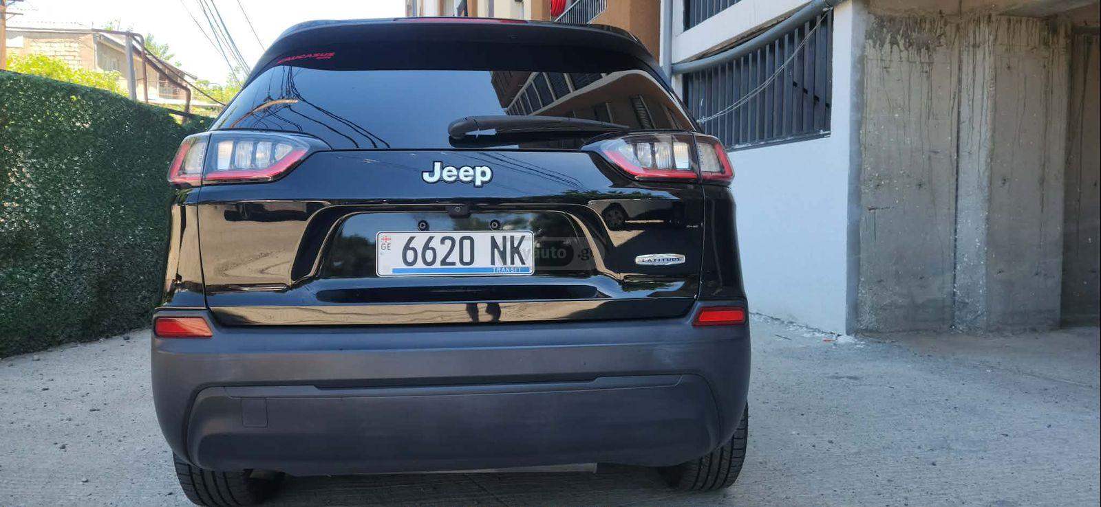 Jeep Cherokee 2019 — photo 2