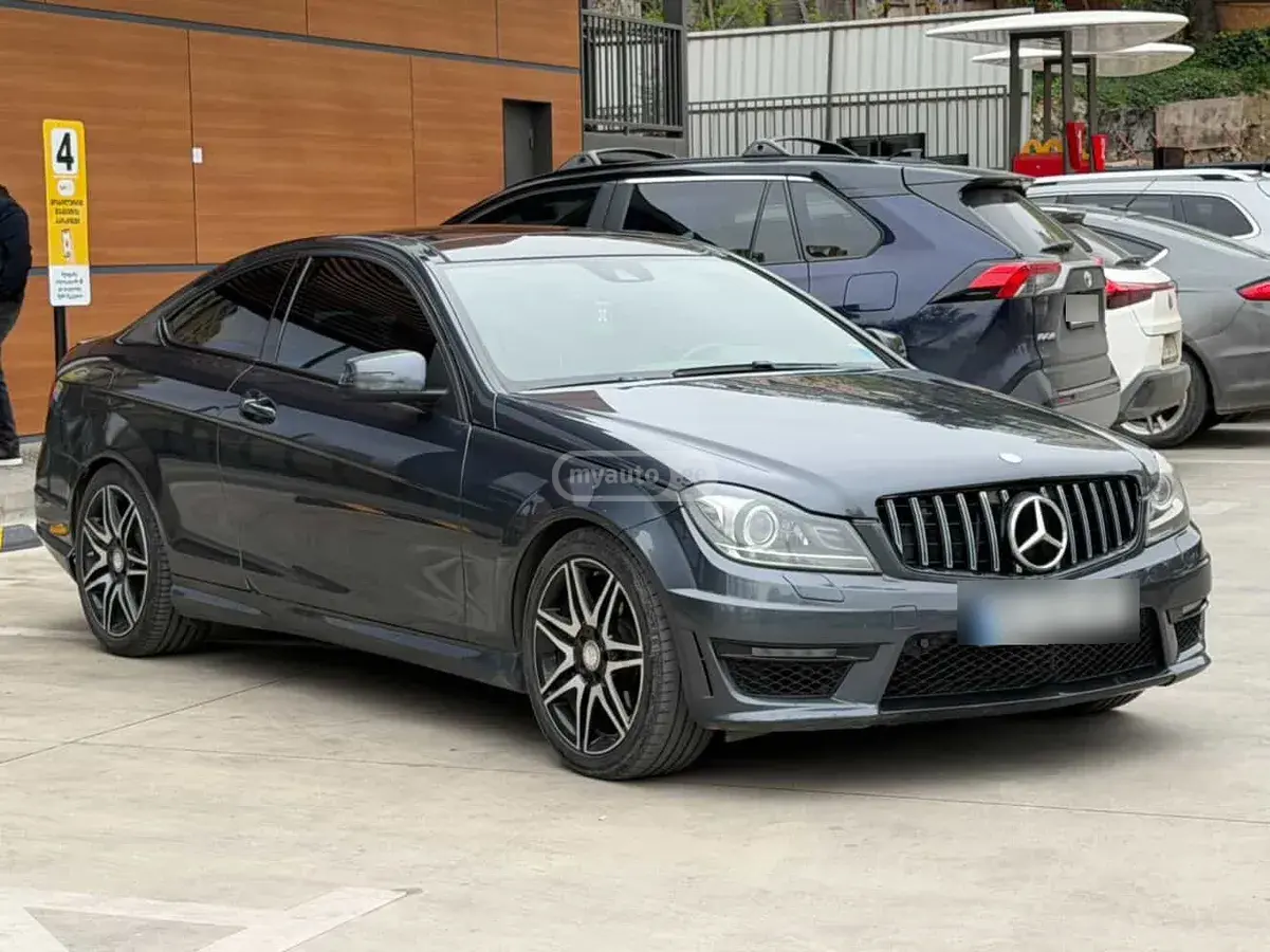 Mercedes-Benz C 350