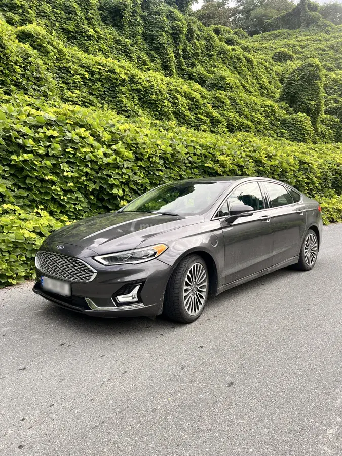 Ford Fusion 2017 — photo 2