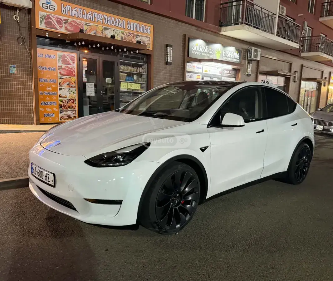 Tesla Model Y