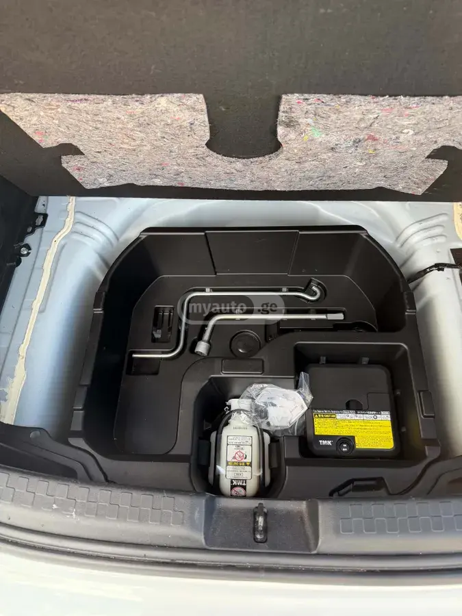 Toyota Aqua 2015 — photo 2