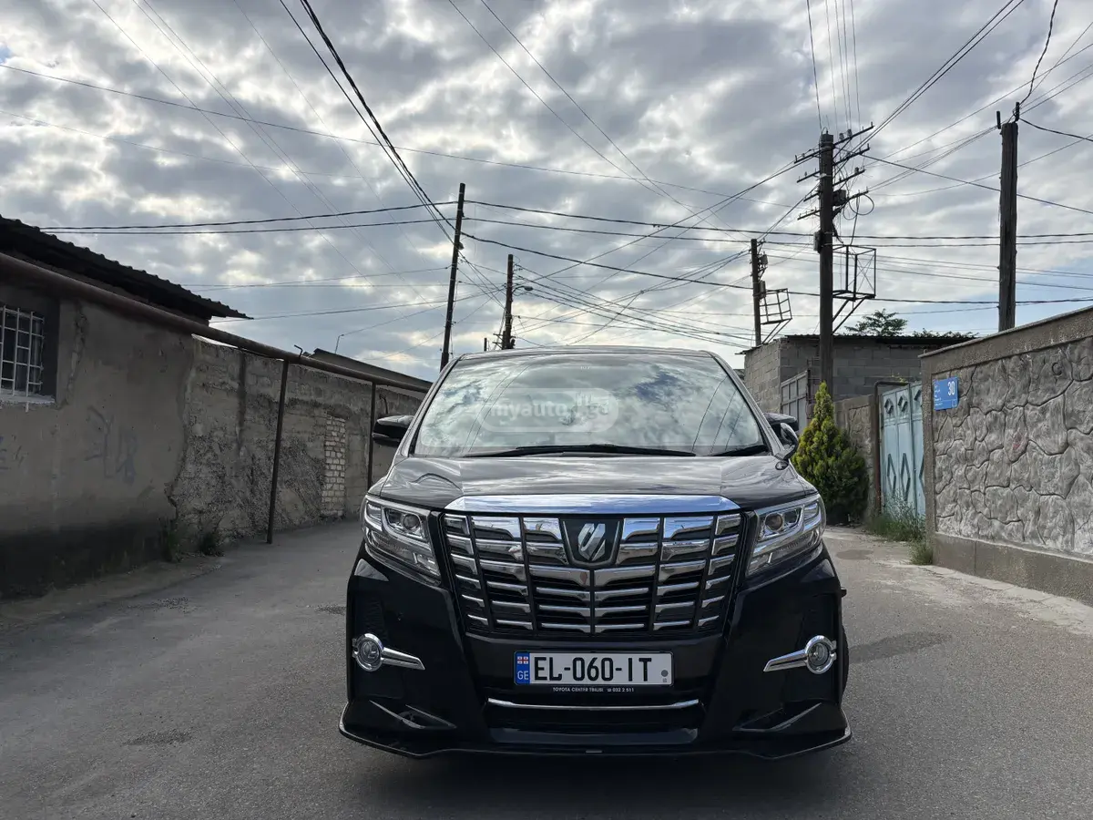 Toyota Alphard 2018 — photo 2