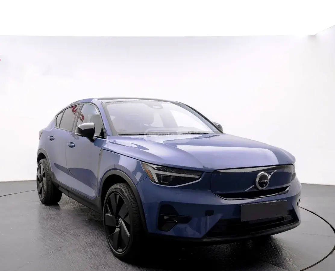 Volvo C40 2023 — photo 2