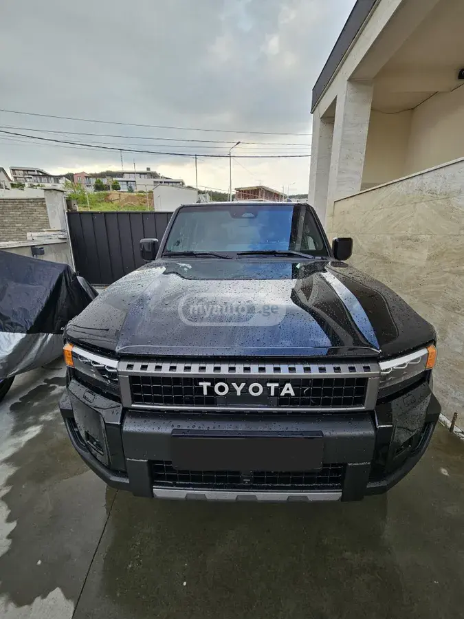 Toyota Land Cruiser Prado 2026 — photo 2