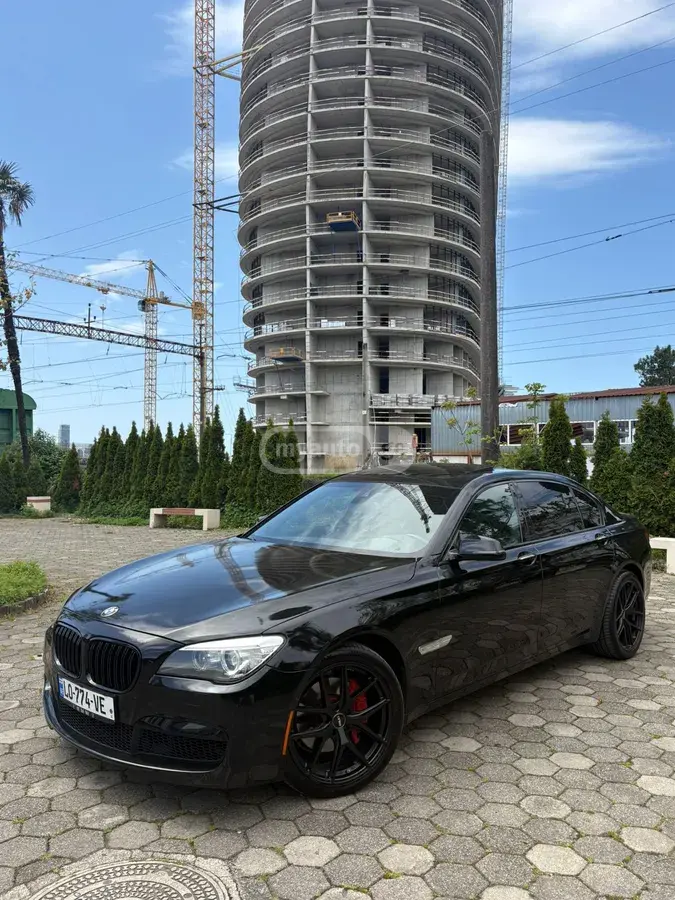BMW 740