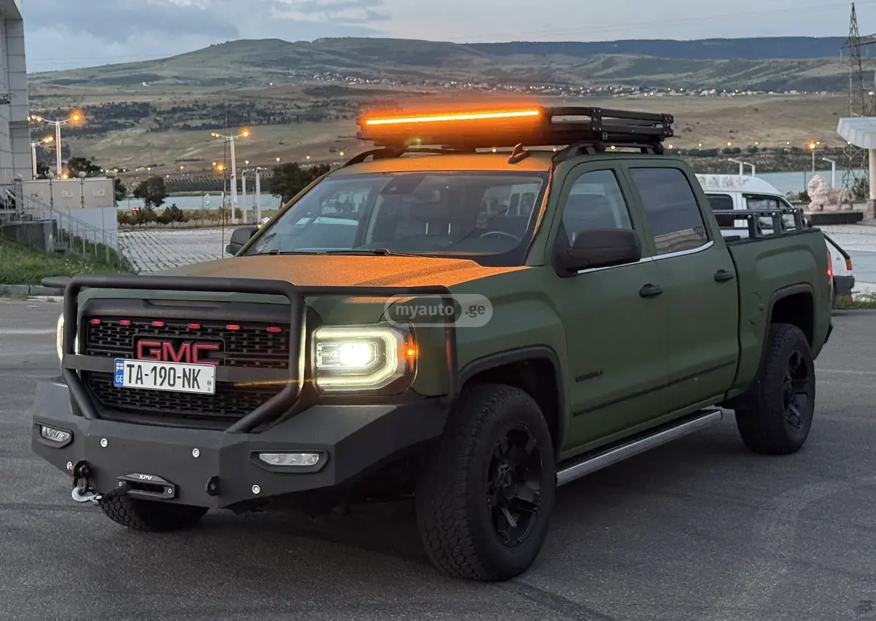 GMC Sierra 2018 — photo 2