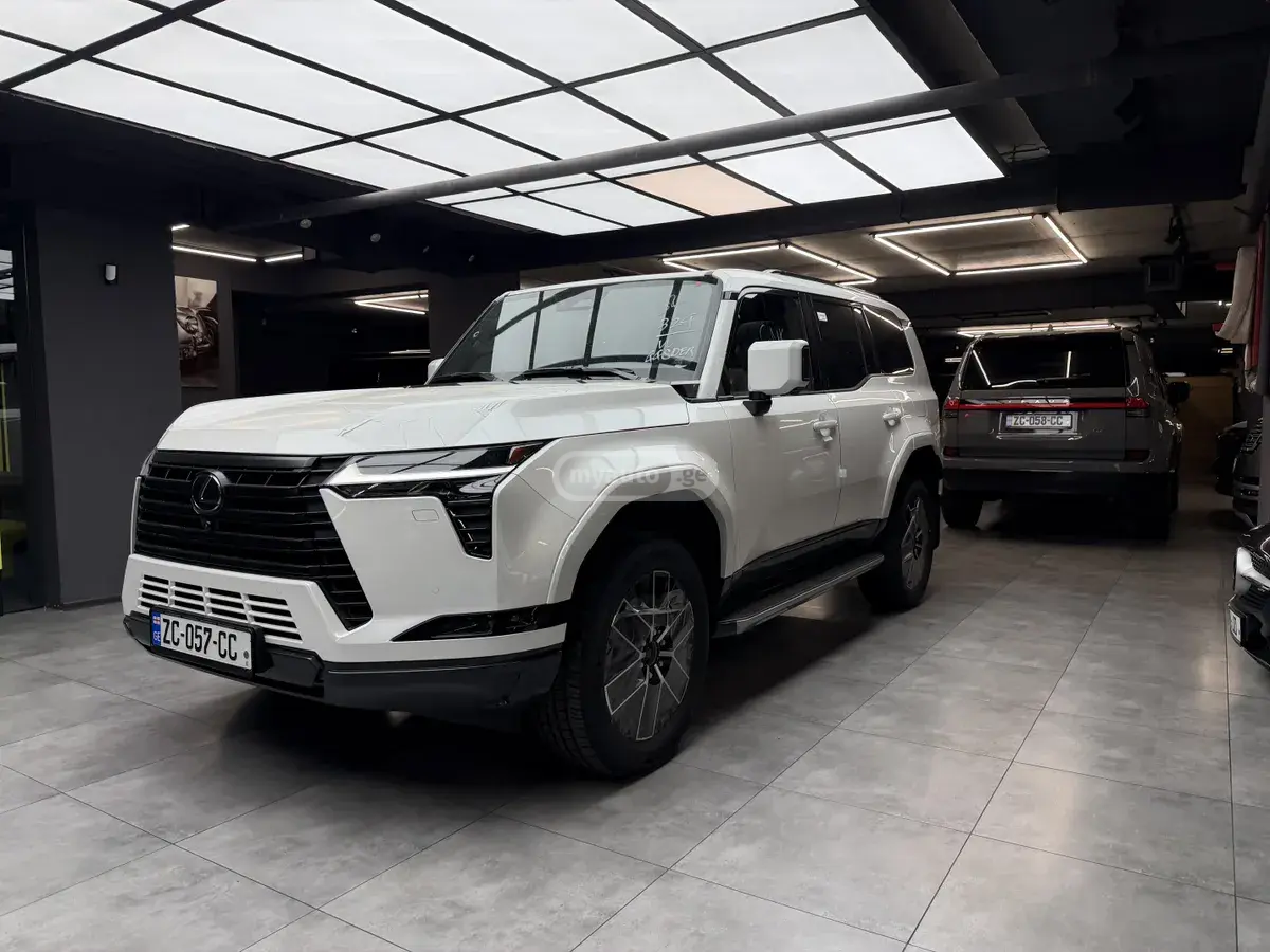 Lexus GX 550 2026 — photo 2